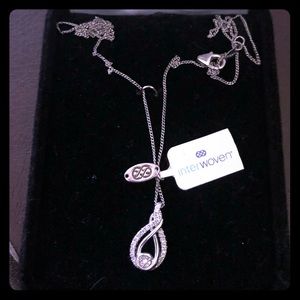 Kay’s Interwoven Collection Pendant